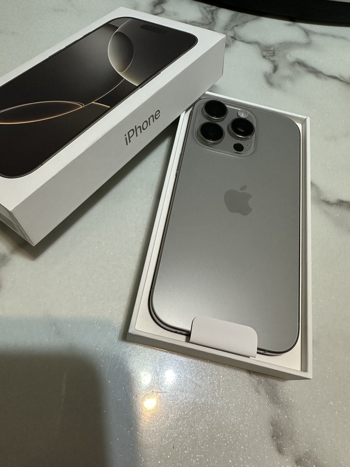 I phone 16 pro 128g保2026