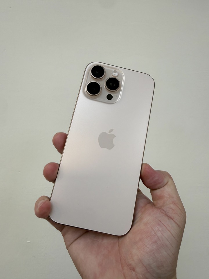 I phone 16 pro max 256g