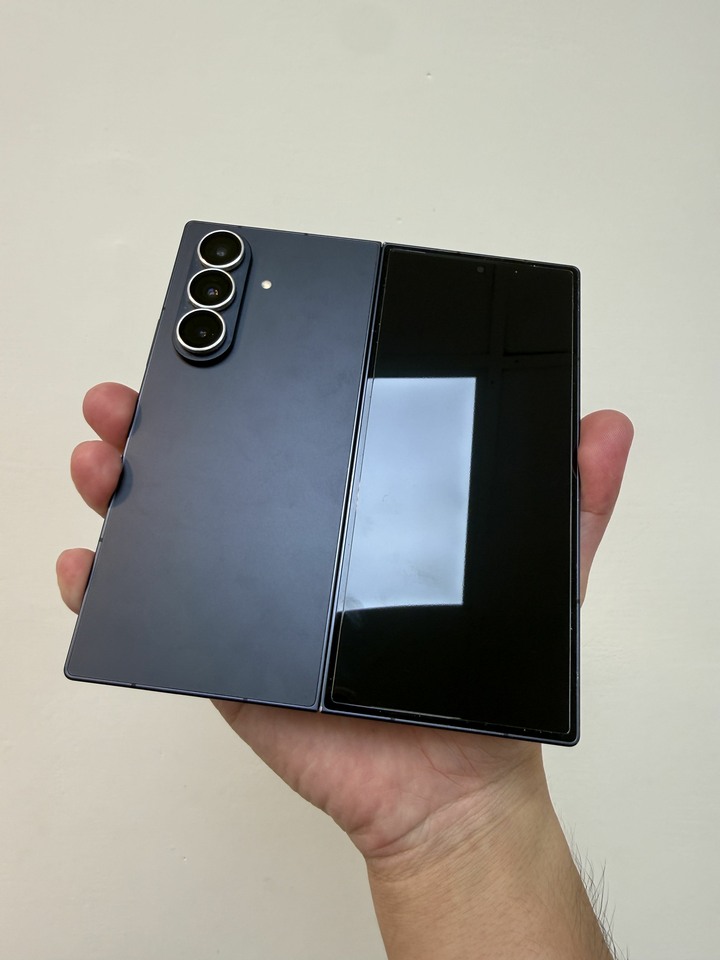 Samsung Z Fold 7 256g