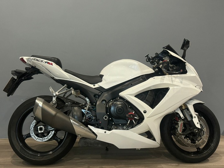 SUZUKI GSX-R600 天使眼 四碼牌