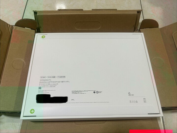 Macbook Pro M5 16G/1TB