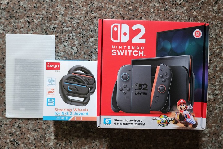 Switch 2 (NS2) 瑪利歐賽車世界主機組合
