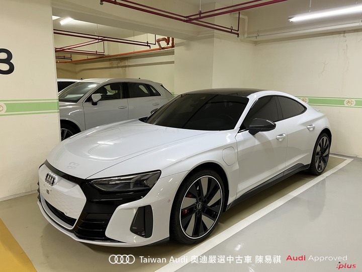 Audi新莊 嚴選優質中古車 陳易祺 /// Audi RS e-tron GT Carbon Edition