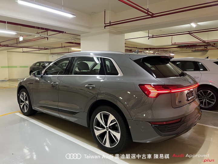 Audi新莊 嚴選優質中古車 陳易祺 /// Audi Q8 e-tron 55 quattro Advanced