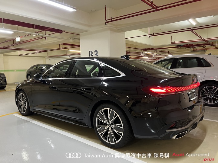 Audi新莊 嚴選優質中古車 陳易祺 /// Audi A5 Sedan TFSI 150kW S line
