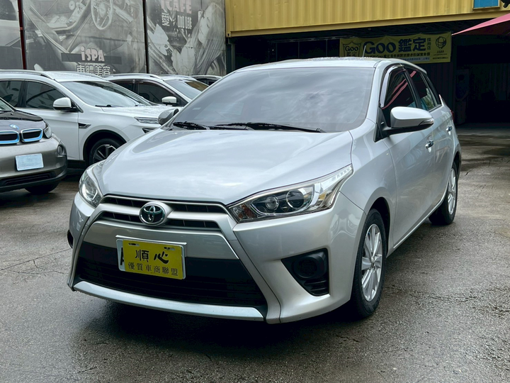 2015 yaris 豪華版