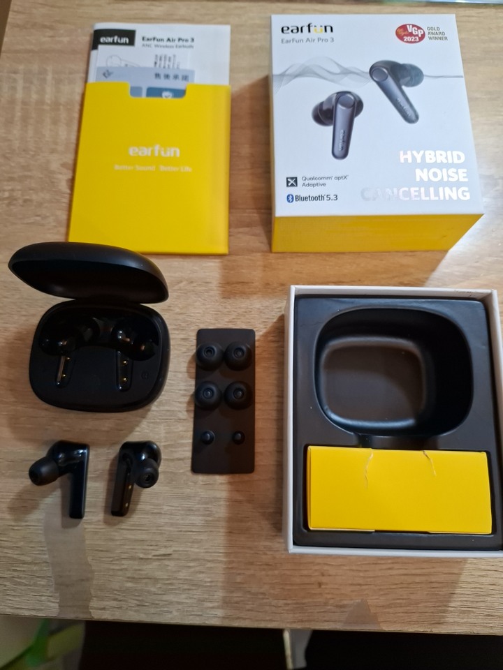 EarFun Air Pro 3 真無線降噪耳機｜功能正常｜含耳塞跟原廠盒｜$1000 誠可小議