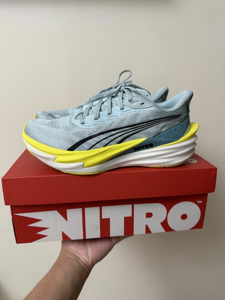 PUMA Deviate NITRO 4運動跑步鞋