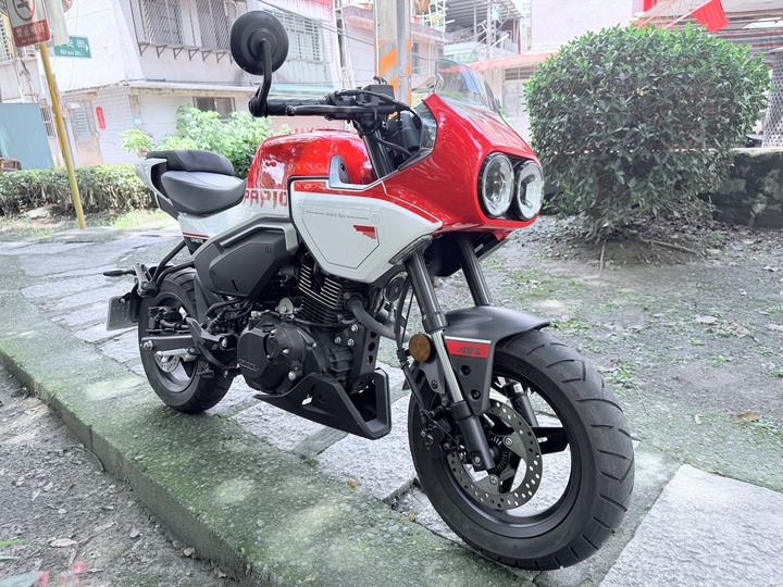 2024 CFMOTO PAPIO XO-1 狒狒125｜1661km｜ABS｜個人自售