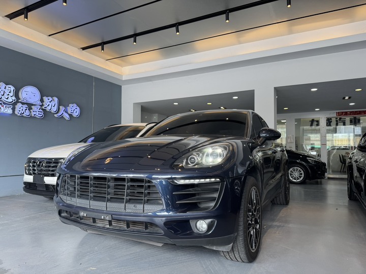2016 Macan 2.0