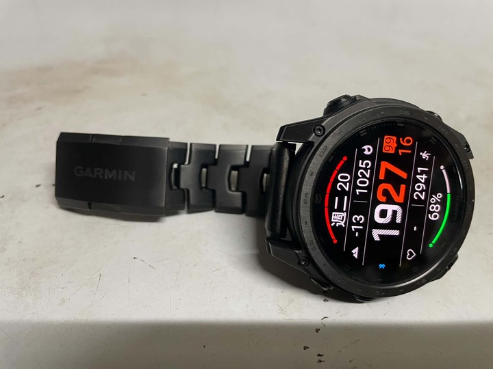 GARMIN Tactix 8 AMOLED