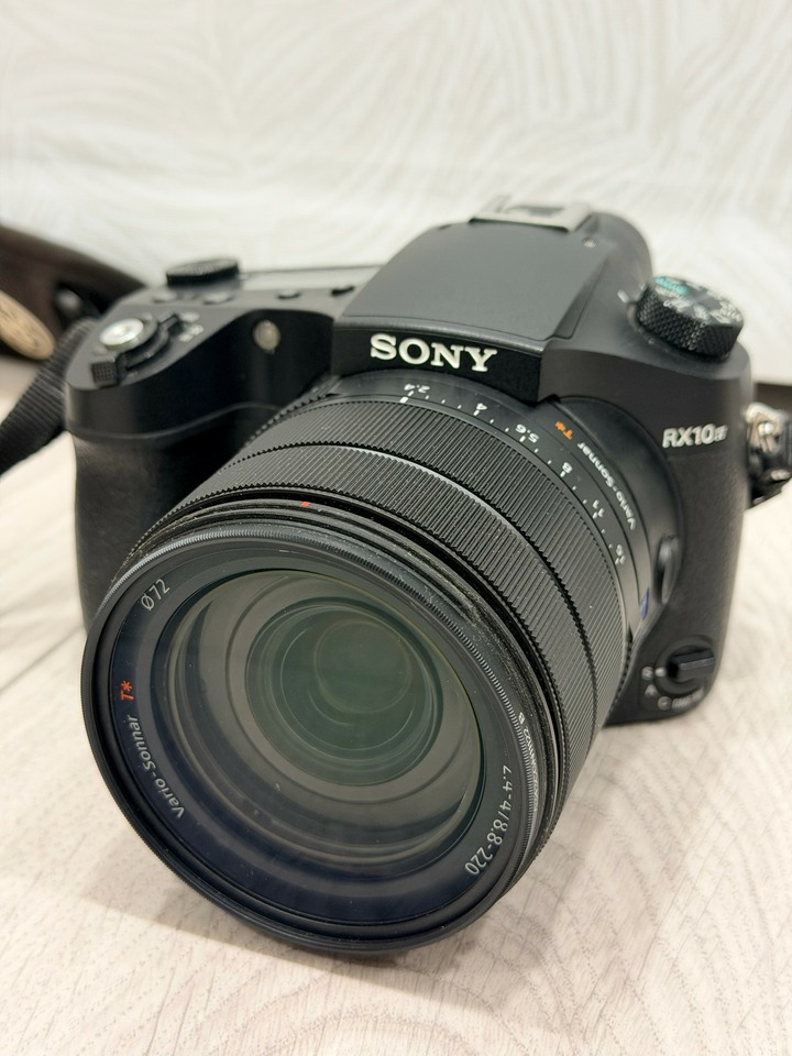 SONY RX10M4 / RX10 IV 24-600mm 少用長期防潮箱保存