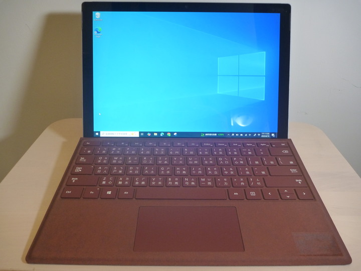 [台北面交] Microsoft surface pro 5 8G/256G