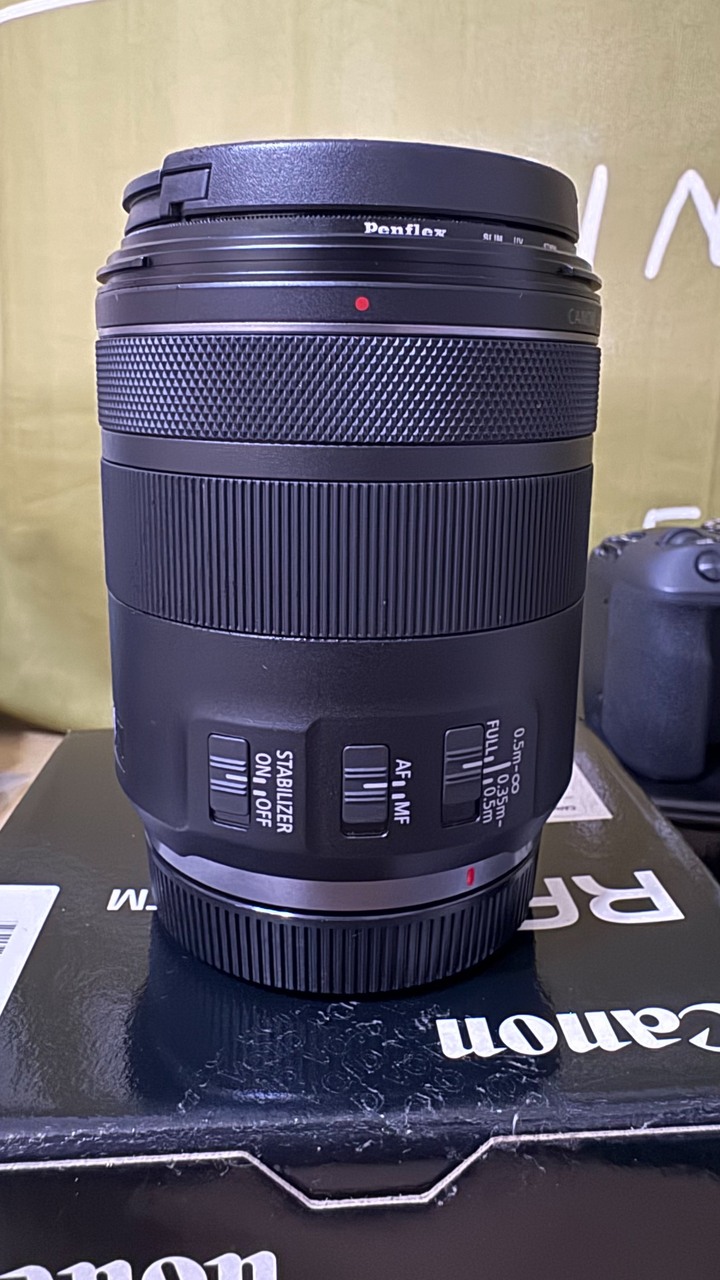 Canon RF 85mm F2 MACRO IS STM
