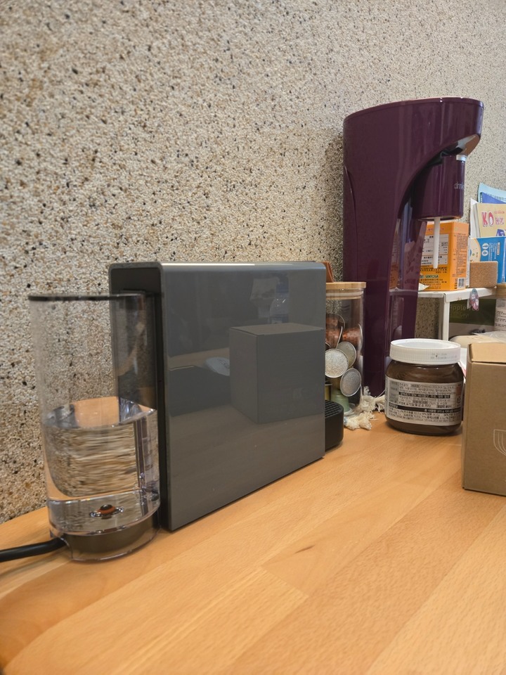Nespresso Essenza Mini咖啡機