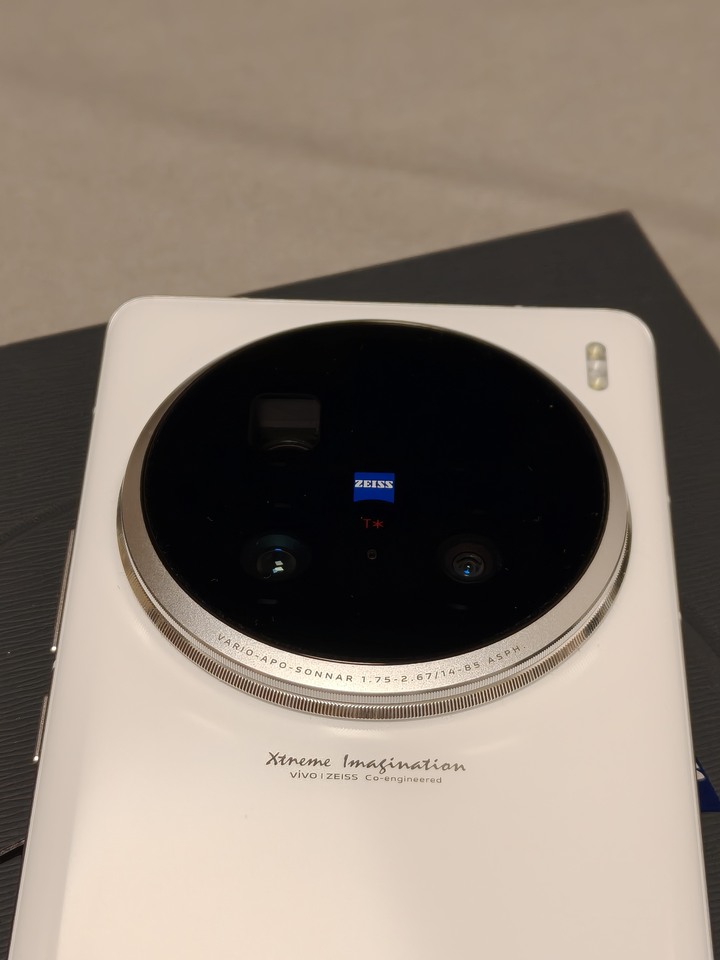 vivo x100 ultra 16/512g 月光白 近全新 電池健康度100