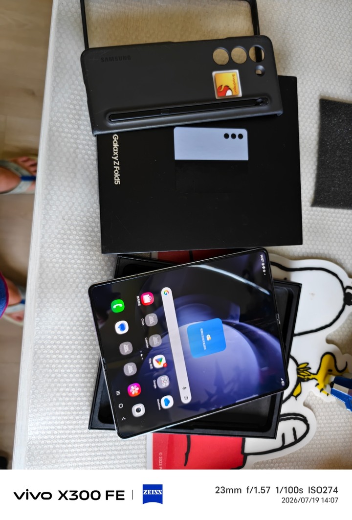 機況佳SAMSUNG Galaxy Z Fold5歡迎面交