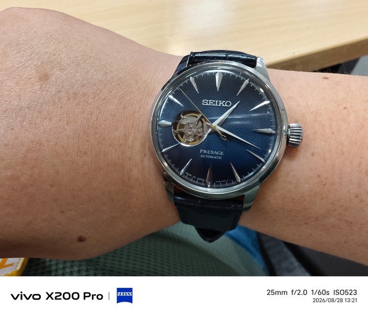 2026/2 月購買盒卡齊全保固三年的SEIKO 精工 Presage 調酒師 藍月 開芯機械錶歡迎面交