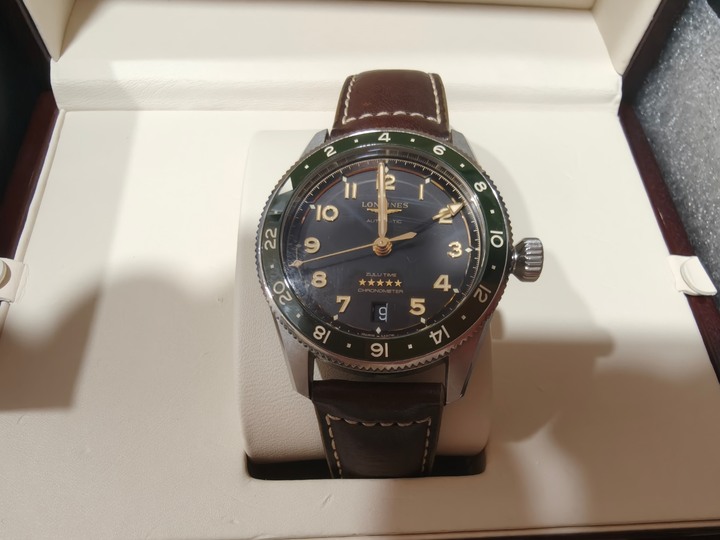 超極新保固中萬國鐘錶購買的LONGINES 浪琴 Spirit 先行者Zulu TimeGMT雙時區天文台認證機械錶陶瓷圈綠金版-39mm黃金尺寸歡迎面交