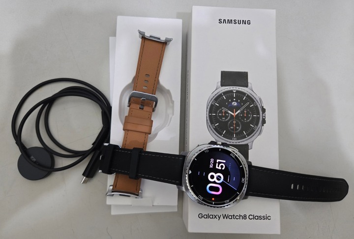 Samsung Galaxy watch 8 classic,黑色保固到2028
