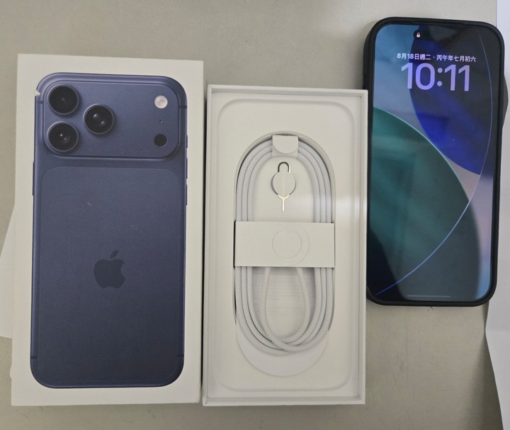 兩年保固Iphone 17 pro max 512G藍色含保固2年apple care+