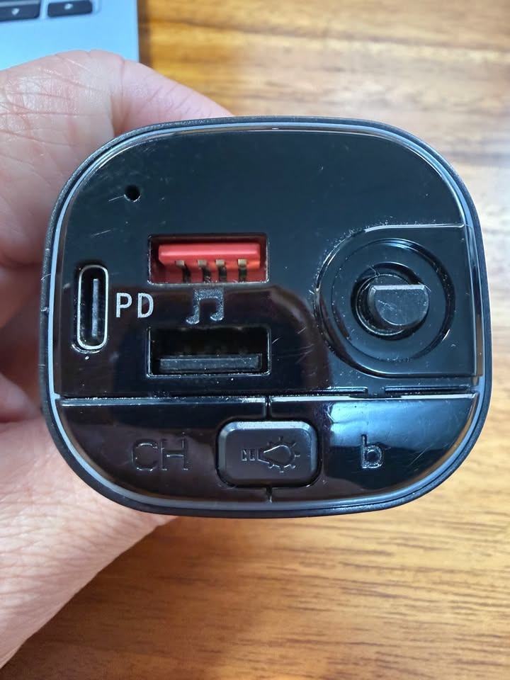 二手 USB車充 車用充電器 藍牙 FM 車用 MP3撥放 點烟器