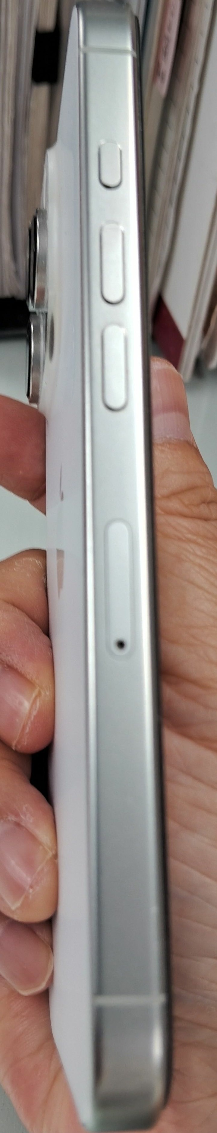16pro128gb 電池健康度95%