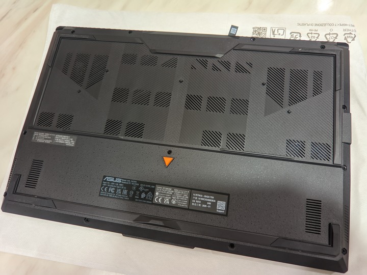 TUF Gaming A17 FA707NU RTX4050/16G/5122G