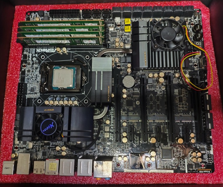 ASROCK Z87EXtreme11 1150腳座主機板