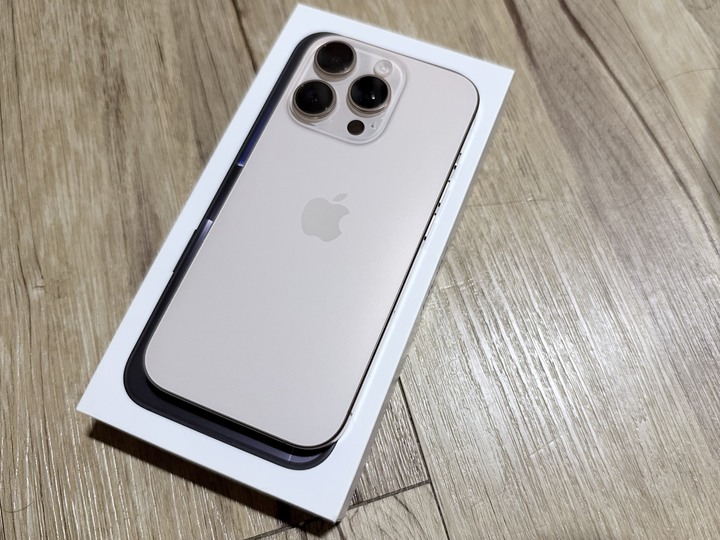 iPhone 16 pro 128G