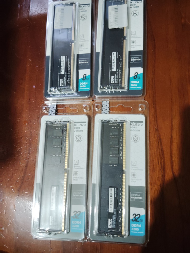 全新未拆封(非二手) KLEVV 科賦 DDR4 超頻記憶體(海力士JJR 顆粒)雙通道與 KLEVV 科賦ddr4 3200 32gx2共64g終身保固