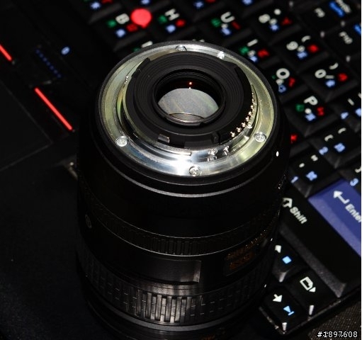 二手Nikon 16-85 f/3.5-5.6G ED VR 過保公司貨，附B+W保護鏡