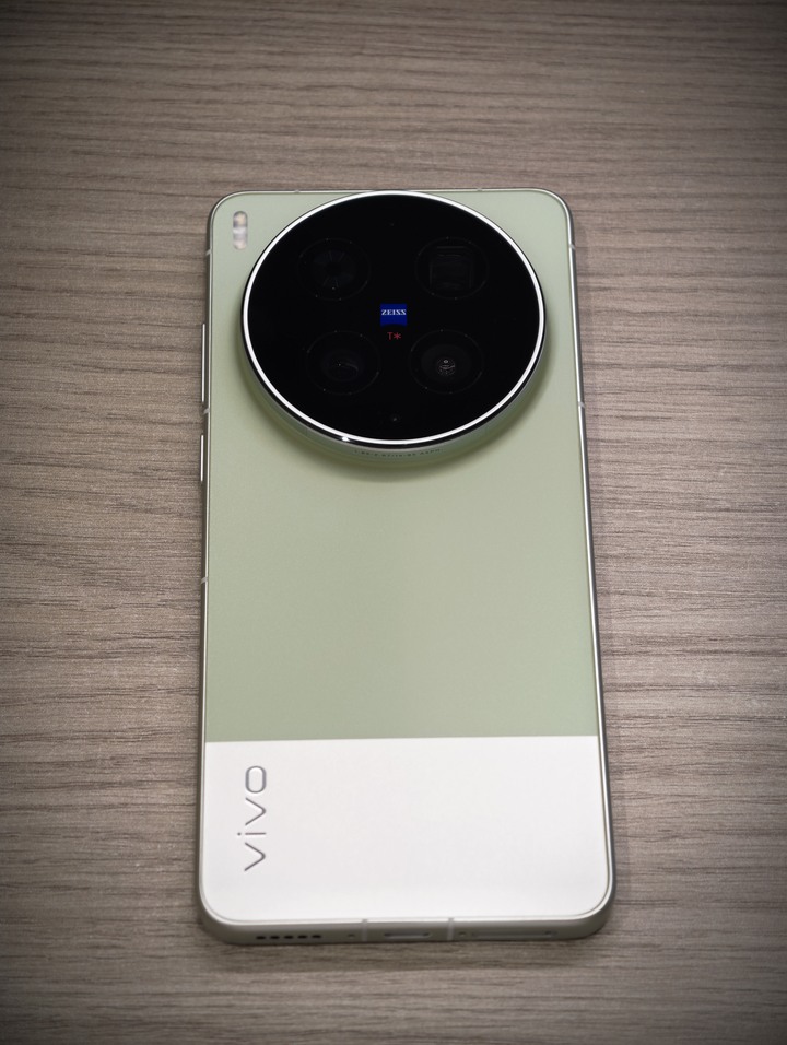 Vivo X300 ultra 16+512 綠 (陸版)