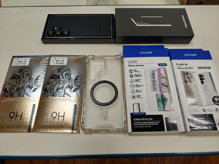 95%新 SAMSUNG 三星 Galaxy S25 Ultra 256G 鈦黑 Araree 玻璃貼 鏡頭貼 手機殼