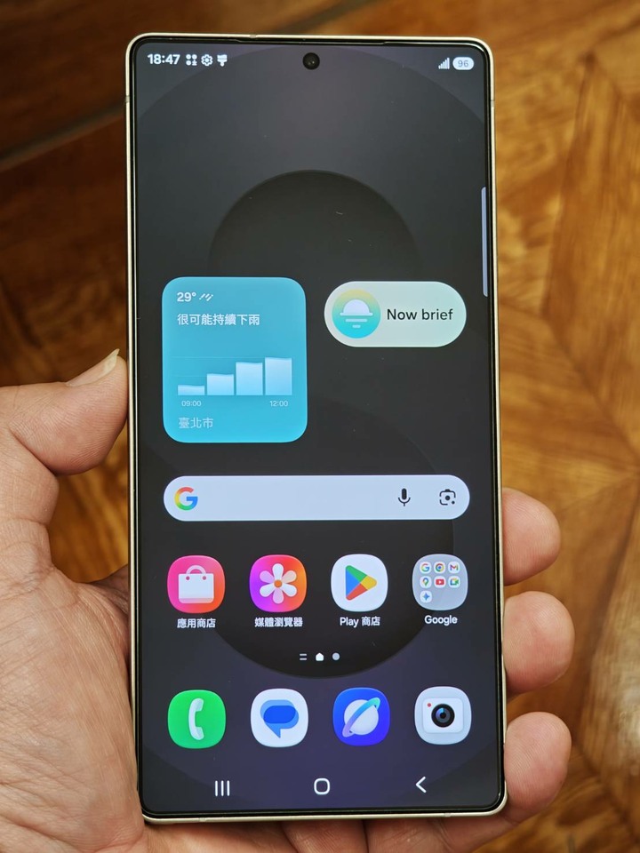 99%新 SAMSUNG 三星 Galaxy S25 Ultra 256G 鈦黑 Araree 玻璃貼 鏡頭貼 手機殼