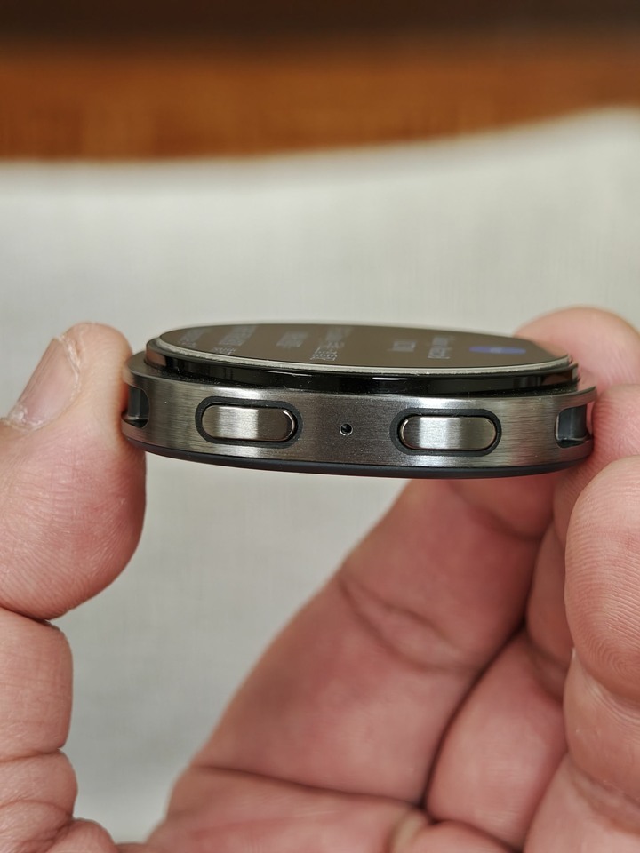 99%新 SAMSUNG 三星 Galaxy Watch8 44mm 智慧手錶 (藍牙) Watch 8 星石灰 全配