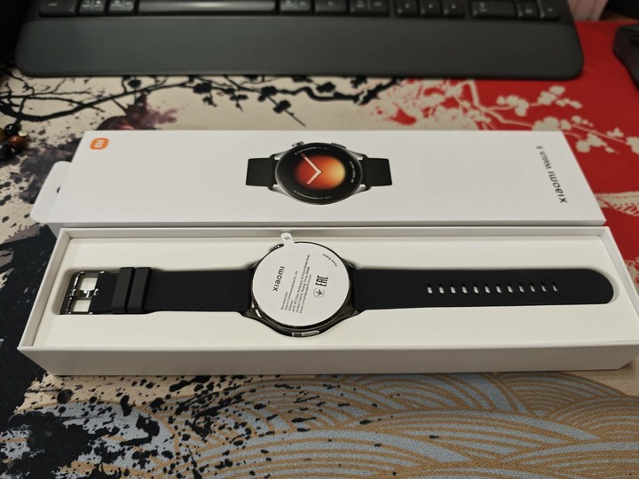 99%新 Xiaomi Watch 5 小米智慧手錶 超大藍寶石螢幕 不鏽鋼錶身 Google Wear OS 長效續航