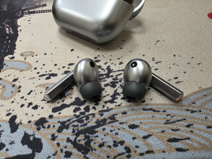 99%新 三星 SAMSUNG Galaxy Buds3 Pro 藍牙耳機 入耳式 銀河灰 一年保固 Elago 全配