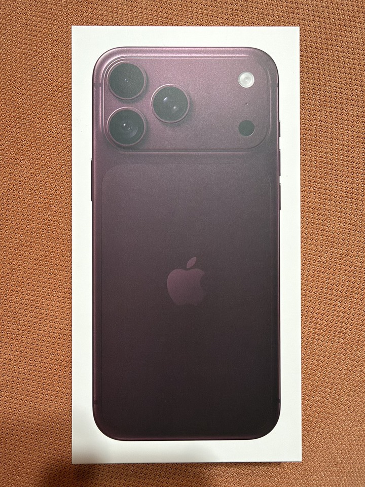  iPhone 18 Pro Max 256GB  勃根地紅 板橋現貨一隻