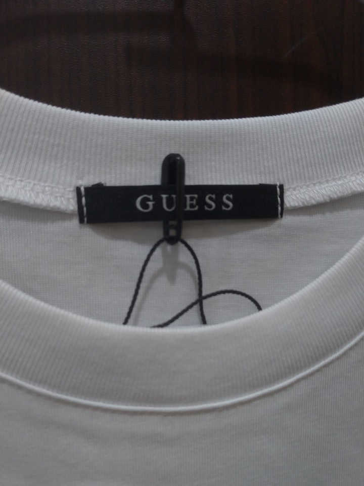 GUESS 左胸 背後 S號 全文字LOGO 短T