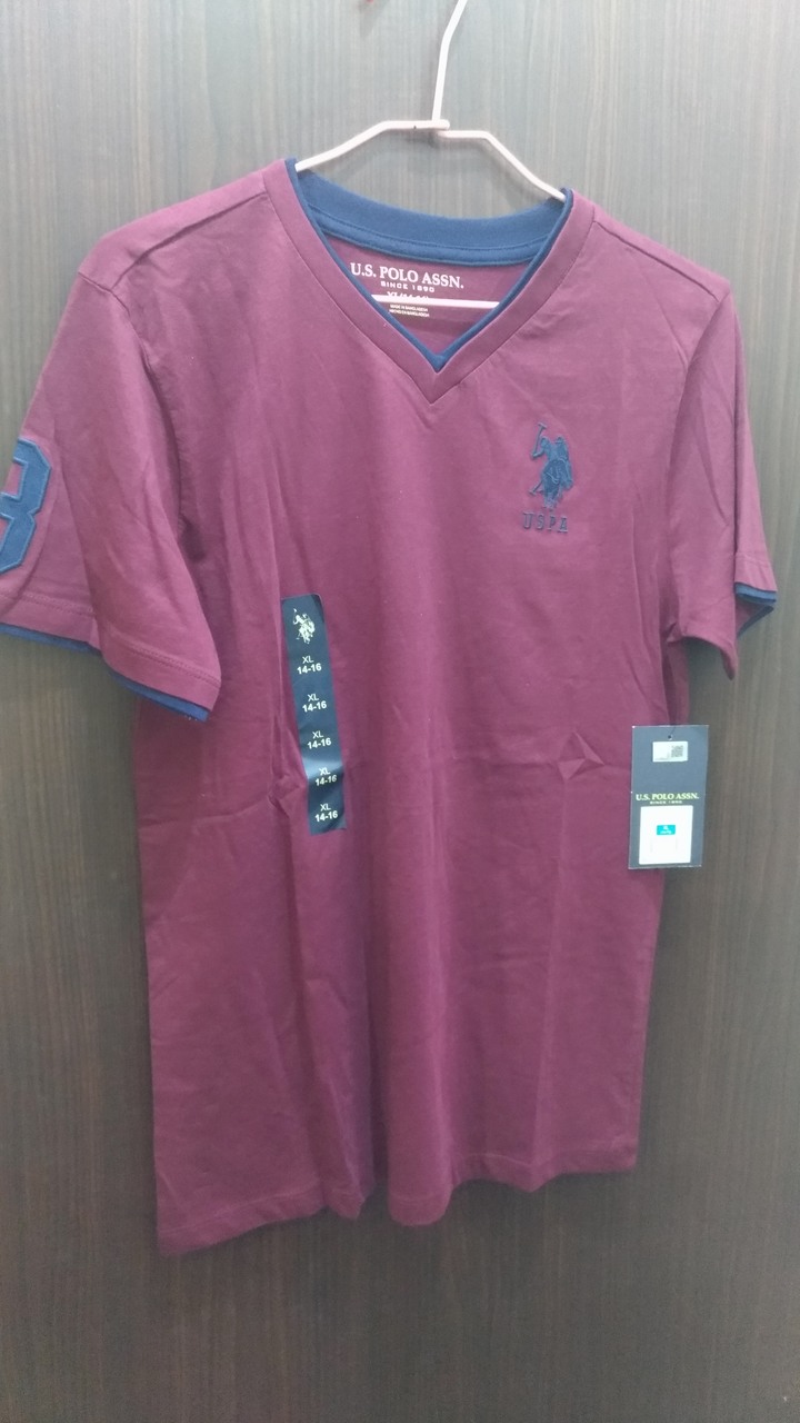 U.s Polo Assen左胸深藍中馬字樣Logo V領短踢 酒紅 XL號
