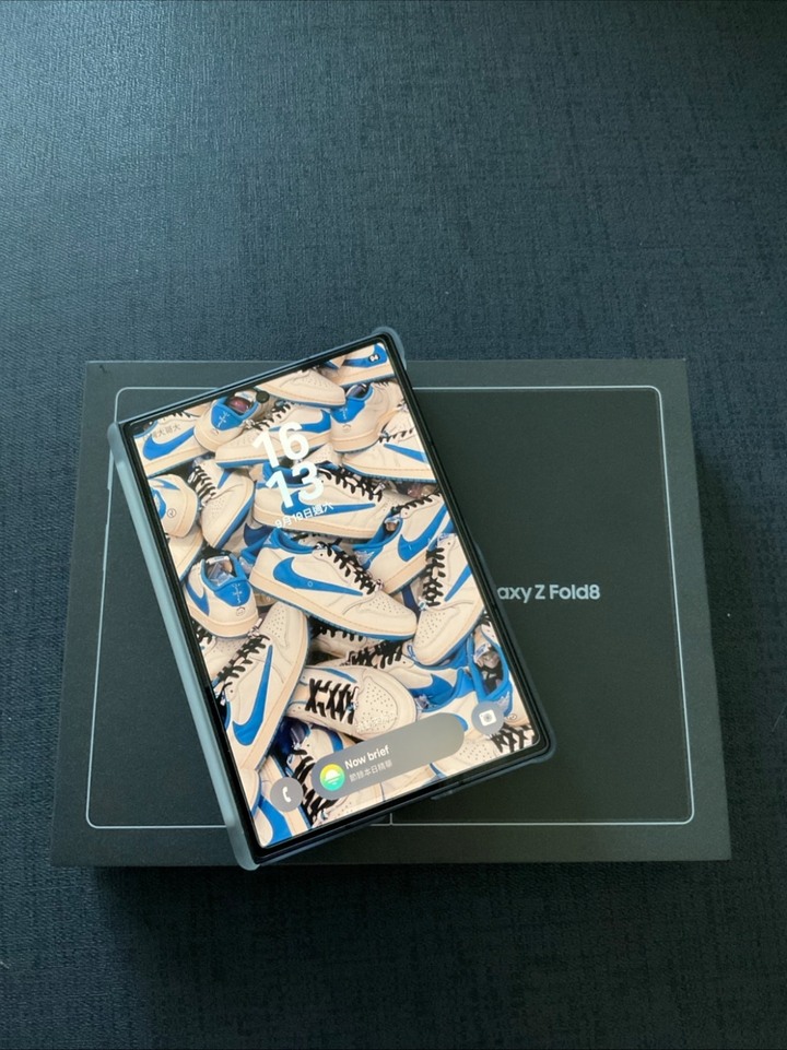 Samsung Fold8 512G 灰色 兩年保固