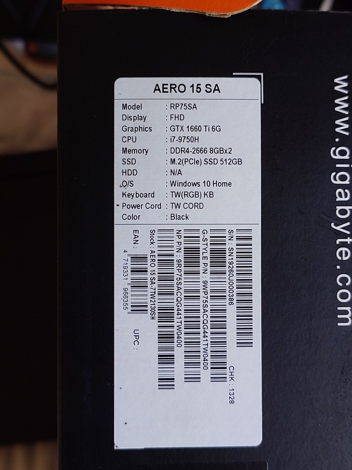 GIGABYTE AERO 15 SA (Intel 9th Gen)
