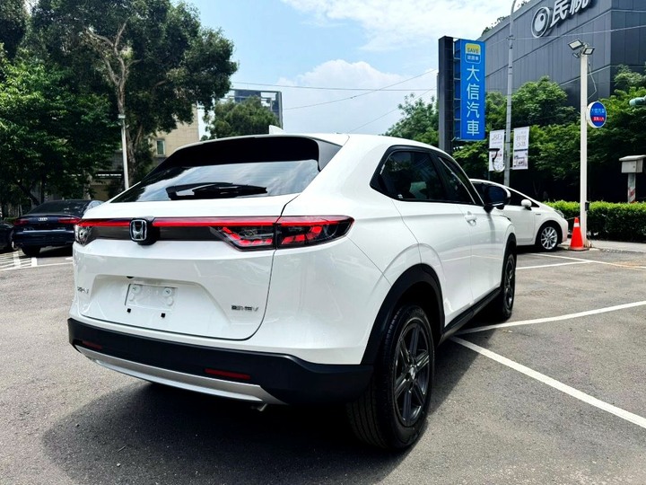 全新車未開封2026年HONDA HRV 1.5L 新車95.9萬．P版油電．最高優惠13萬．原廠保固中