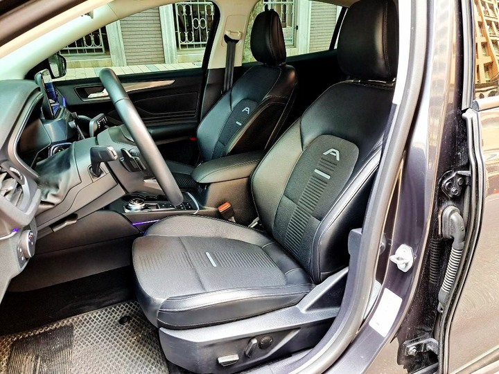 2021年Ford Focus Active 1.5L．ACTIVE 1.5L 任性版．自用車．里程保證．原廠保養．附認證書