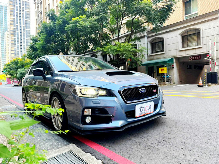 2015年16年型Subaru Levorg 1.6T 頂級GTS版．只跑8萬多公里．附第三方認證．車況優