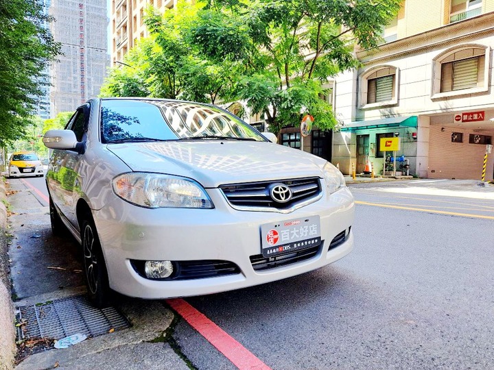 2012年Toyota Vios 1.5L．女用車庫車．省油經濟車．耐超無毛病．妥善率高．省油