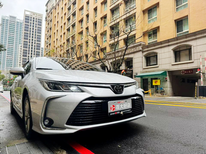 2023年TOYOTA ALTIS 1.8L．省油一哥．一手自用車．原廠保養．ACC跟車系統．盲點．只跑３萬多