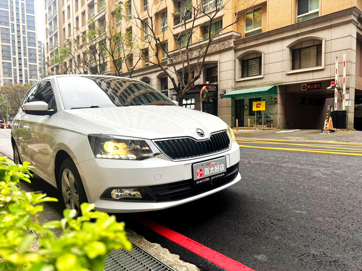 實車實價．2017年18年掛牌Skoda Fabia 1.0L．省油省稅．一手車．里程保證．全車原鈑件．附認證書