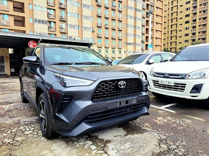 別懷疑！全新車未開封2026年YARIS CROSS 1.5L．酷動版．原價73.5萬．現折13萬給你．新車里程３公里．新車保固中．可在舊換新折扣